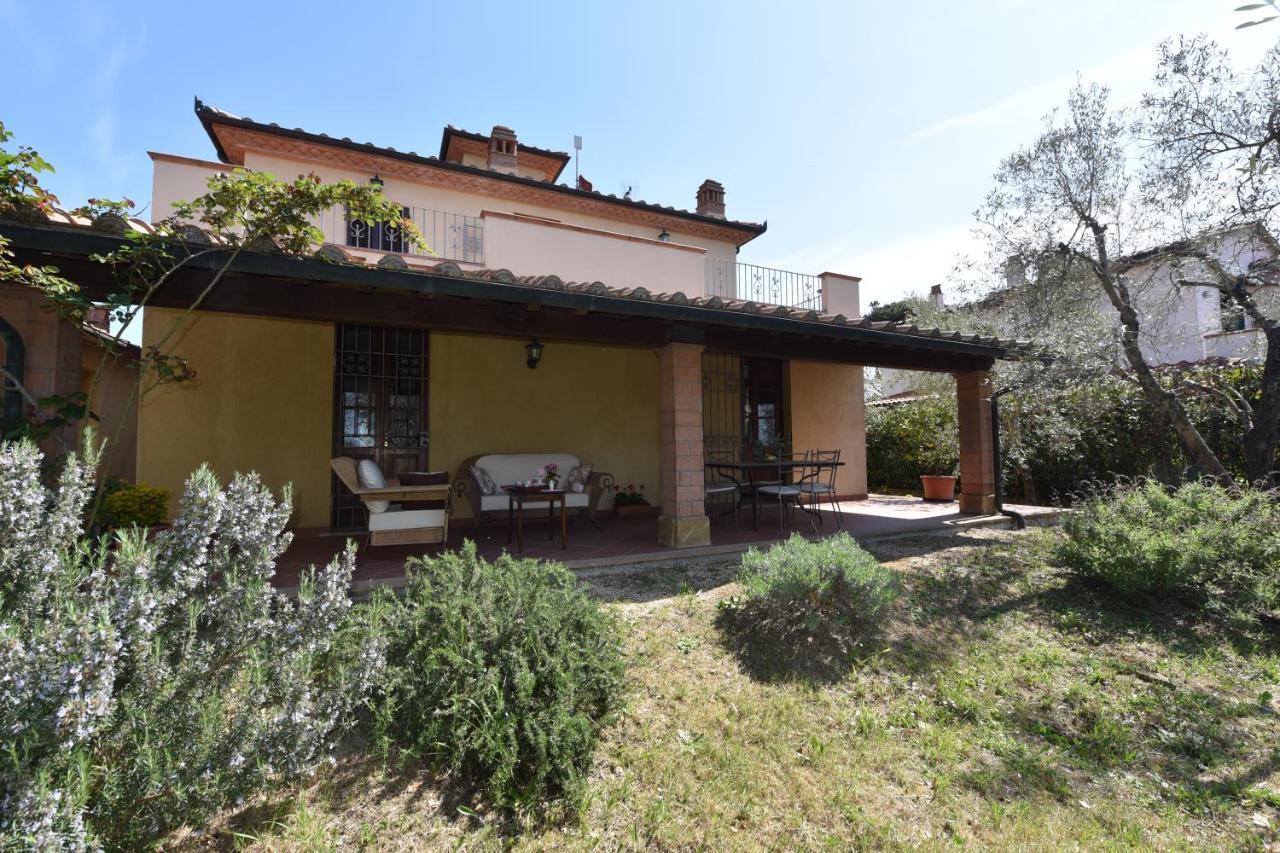 Case&Colline Villa Laura Montescudaio Exteriér fotografie